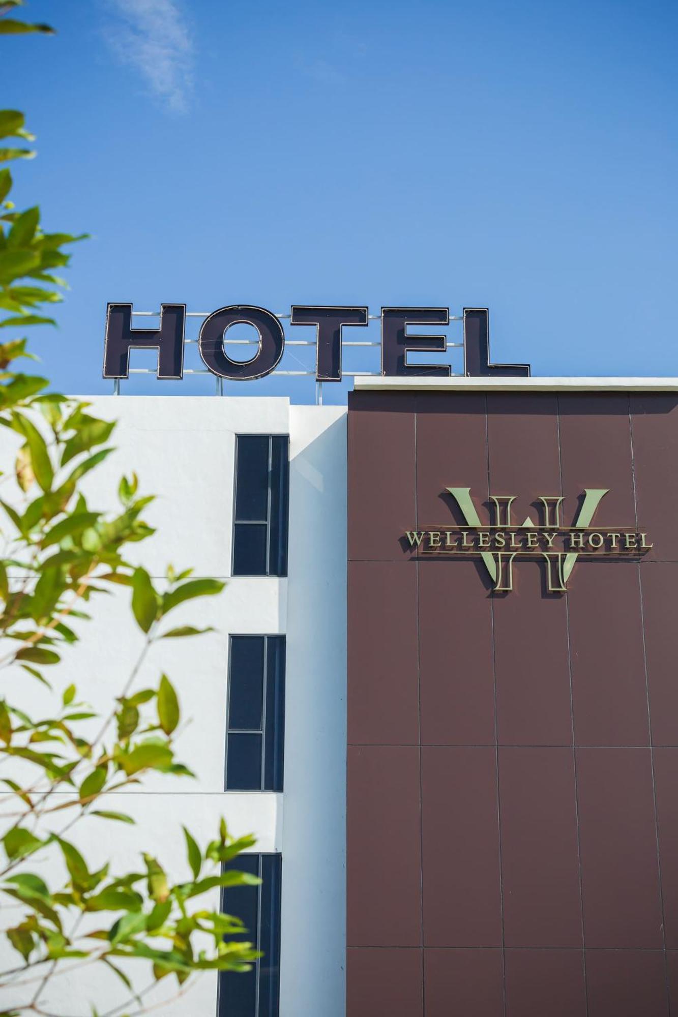 Wellesley Hotel Simpang Ampat  ภายนอก รูปภาพ